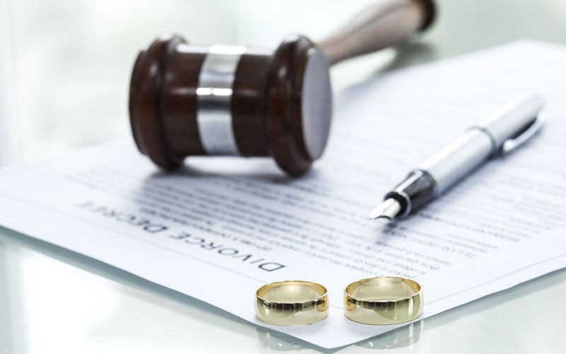 Selecting the Right Divorce Attorney