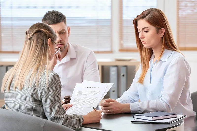 4 Steps to a Peaceful Divorce